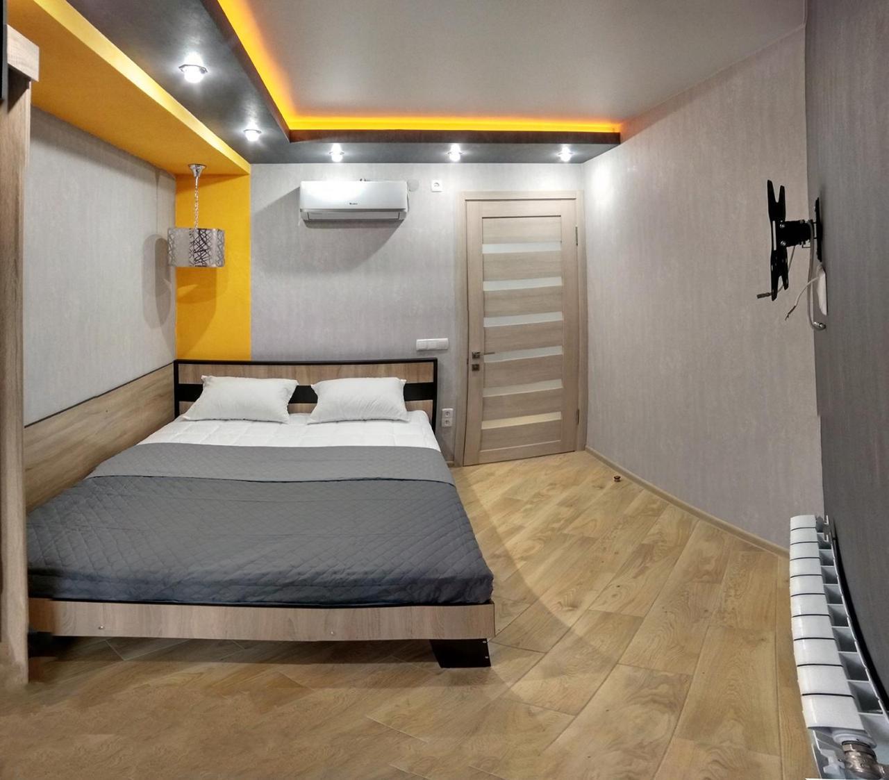 Yellow Loft Luxury Apartments With 2 Bedrooms Полтава Екстер'єр фото